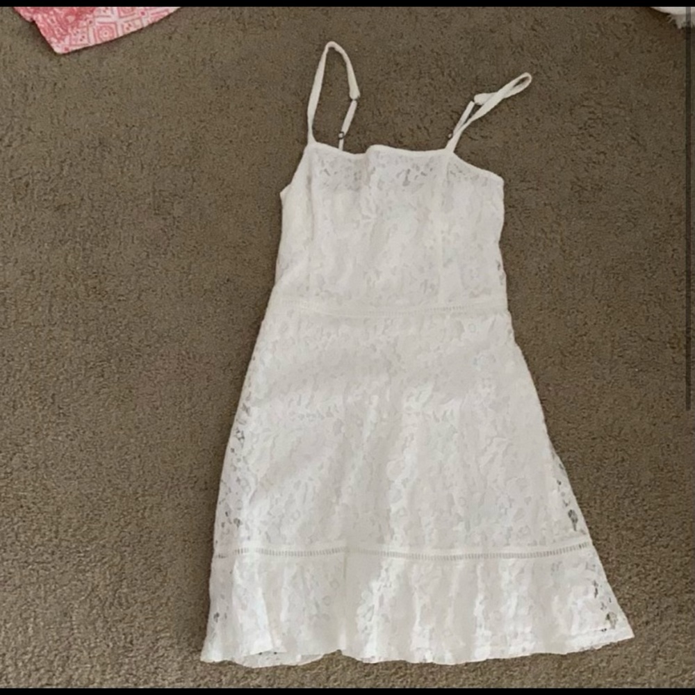 Hollister white dress - Picture 2 of 4